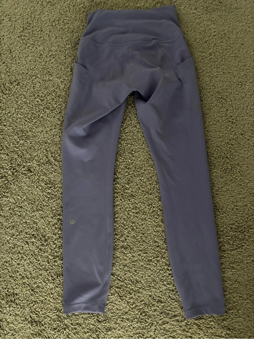 Lululemon High-Waist Athletic Leggings in Slate Blue w/side pockets size 4